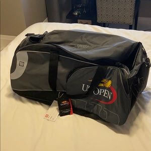 Brand new WILSON TENNIS duffel bag